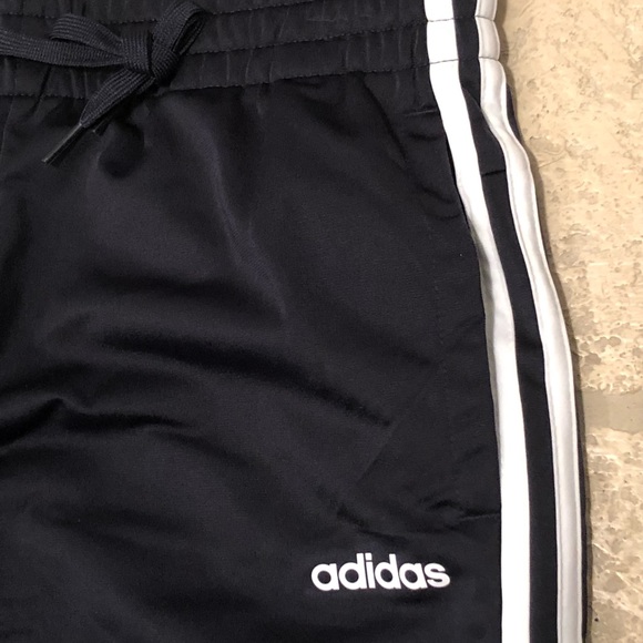 🆕 Adidas| Women’s Navy & White Stripe Pants - Picture 7 of 10